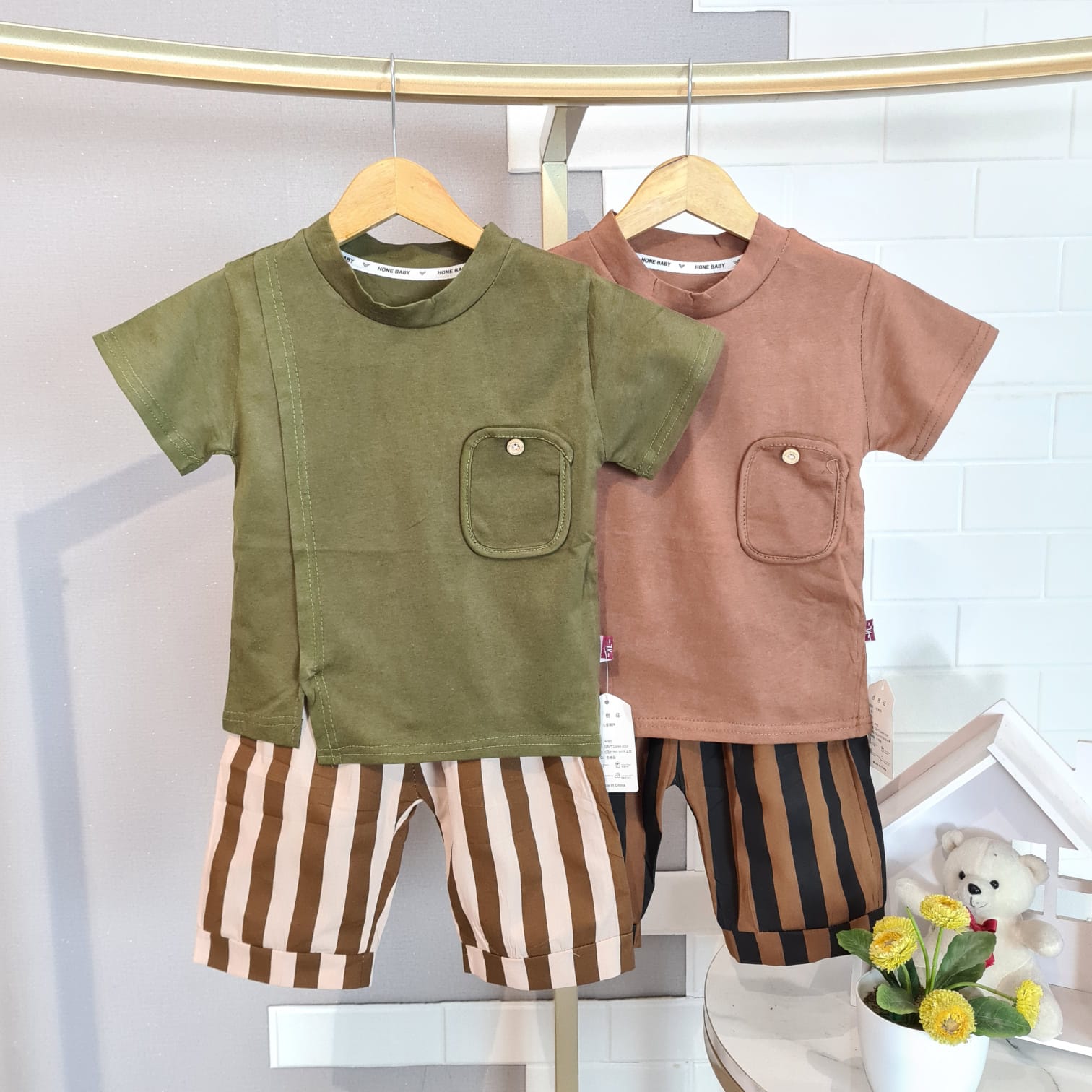 [345469-V1] - Baju Setelan Kaos Polos Celana Belang Fashion Anak Cowok - Motif Plain Striped