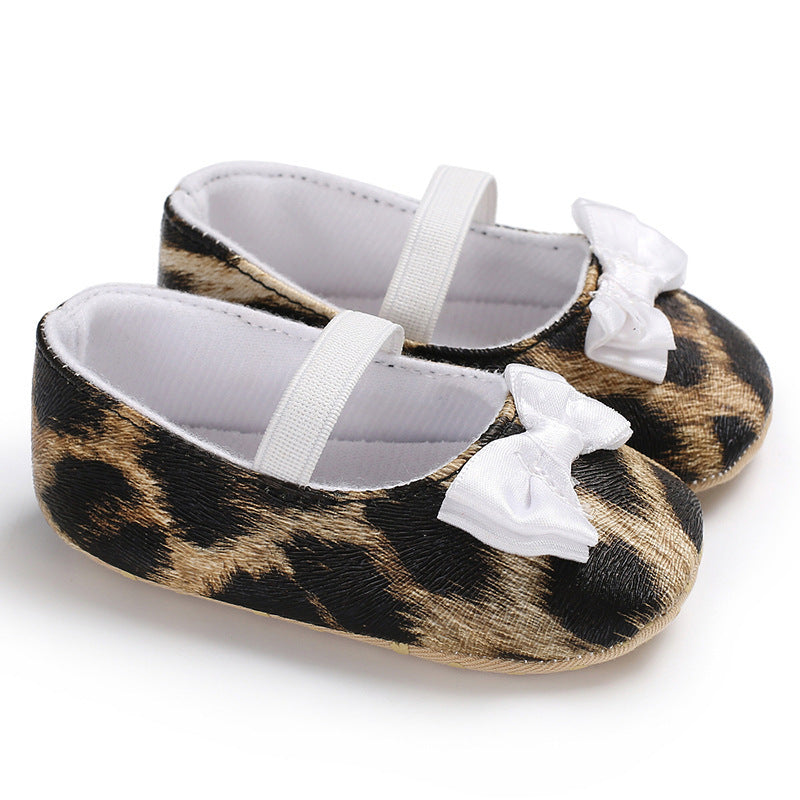 [105287-WHITE RIBBON] - Sepatu Bayi Slip On Prewalker Import - Motif Leopard Ribbon