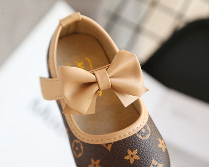 [381103-CREAM] - Casual Shoes / Sepatu Slip On 3D Anak Import - Motif Flower Stamp