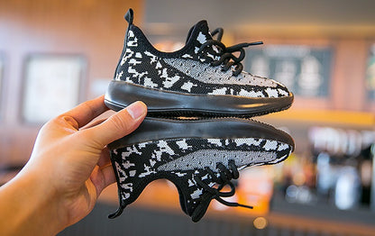 [341108-BLACK] - Sepatu Anak Sneakers Sports Import - Motif Scales Pattern