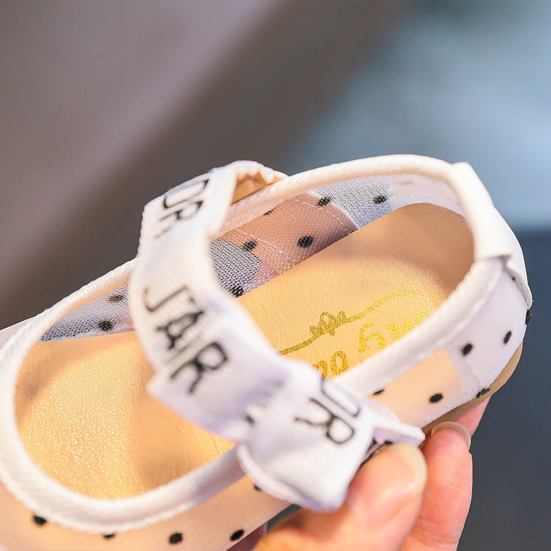 [381102-WHITE] - Casual Shoes / Sepatu Slip On Anak Import - Motif Little Polka dots