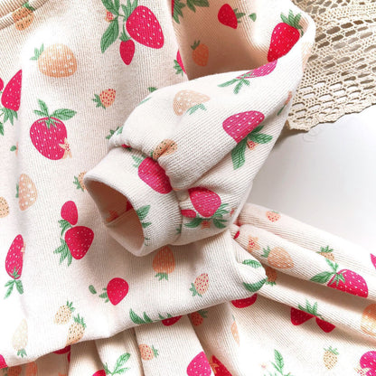 [363237] - Setelan Fashion Trend Anak Perempuan - Motif Sweet Strawberry