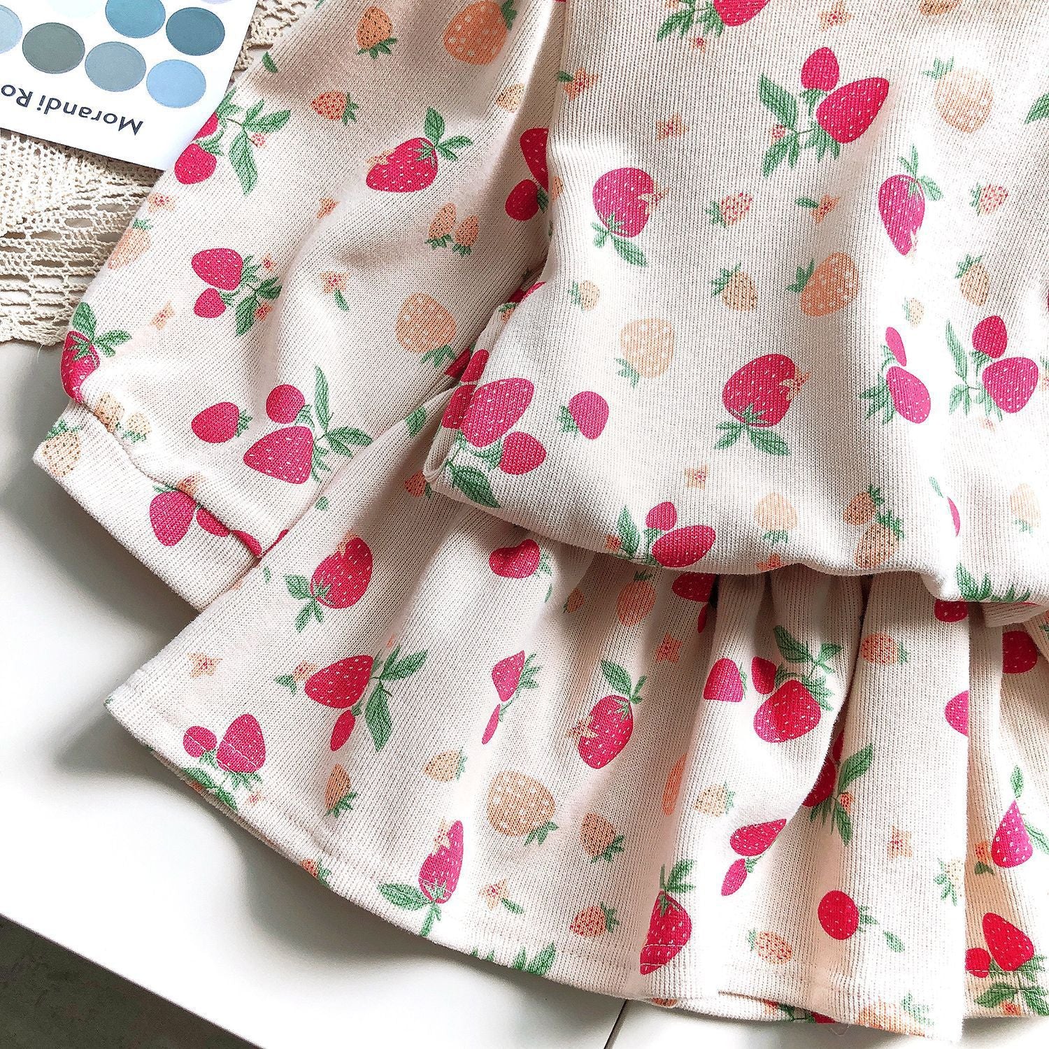 [363237] - Setelan Fashion Trend Anak Perempuan - Motif Sweet Strawberry