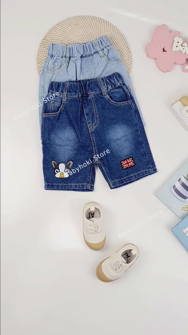 [119175-BLUE DENIM] - Celana Pendek Jeans Anak Korea - Motif Flags &amp; Dogs