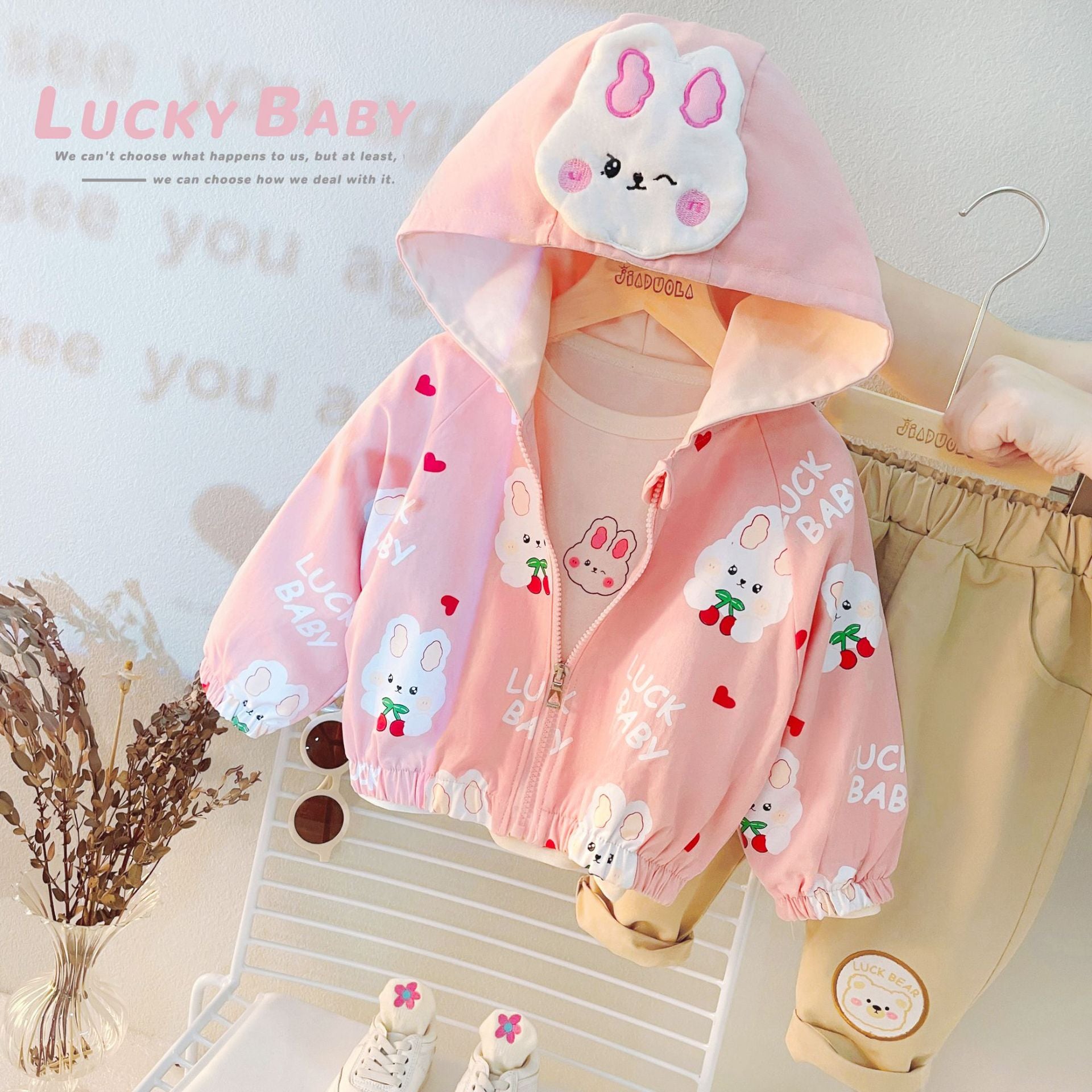 [340200] - Setelan 3D Jaket Hoodie 3 in 1 Celana Chino Anak Perempuan - Motif Winked Animal