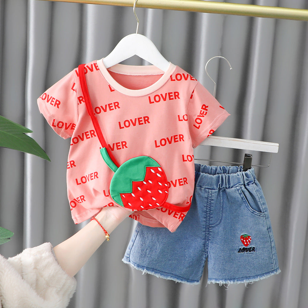 [340272] - Setelan Kaos 3D Bordir Celana Pendek Hotpants Jeans Rawis - Motif Love Strawberry