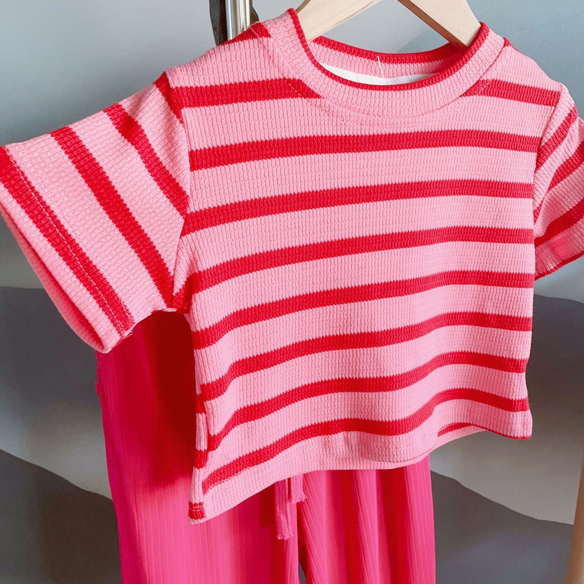 [363517] - Setelan Oneset Korea Baju Fashion Kaos Crop Belang Celana Panjang Kulot Anak Perempuan Cewek - Motif Strip Plain
