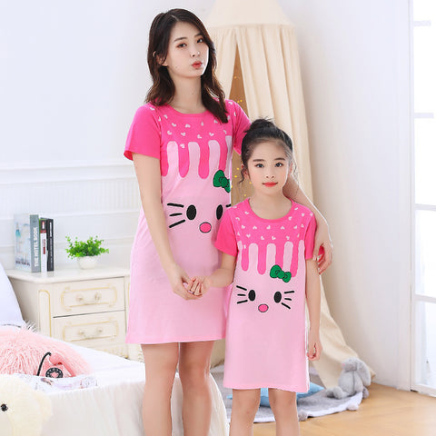 [371320] - Dress / Daster Couple Ibu Anak - Motif Hello Kitty Abstract