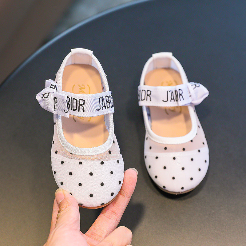 [381102-WHITE] - Casual Shoes / Sepatu Slip On Anak Import - Motif Little Polka dots