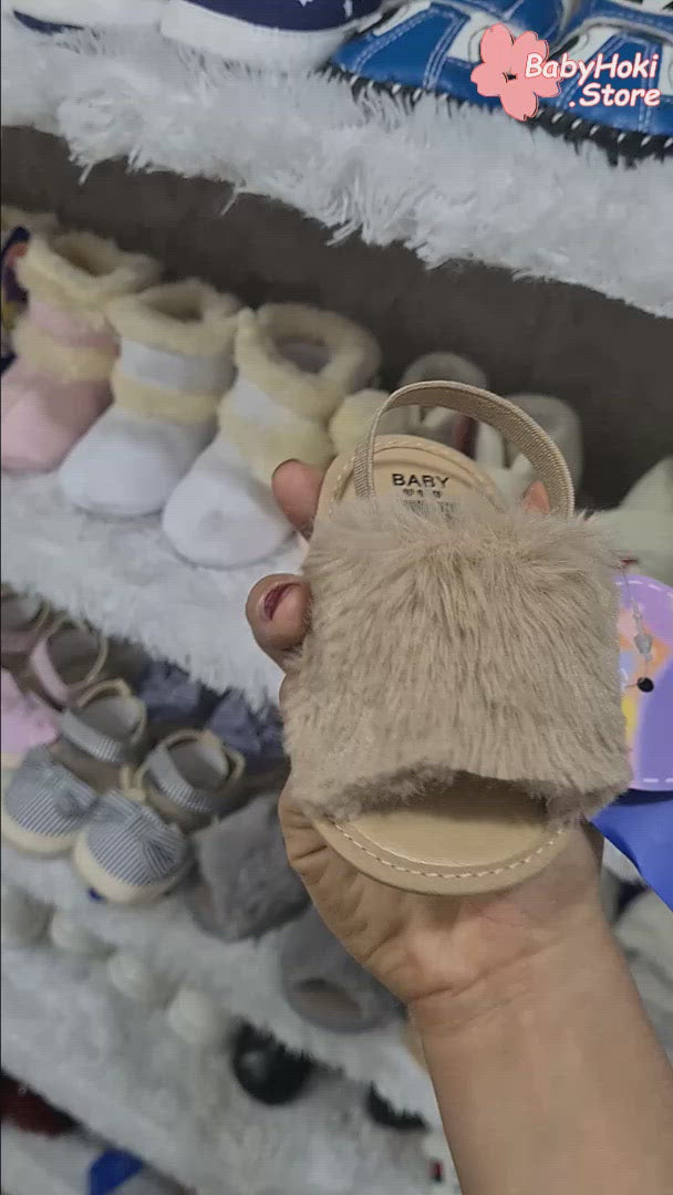 [105262-PINK] - Sepatu Sandal Prewalker Bayi Import - Motif Soft Baby Fur