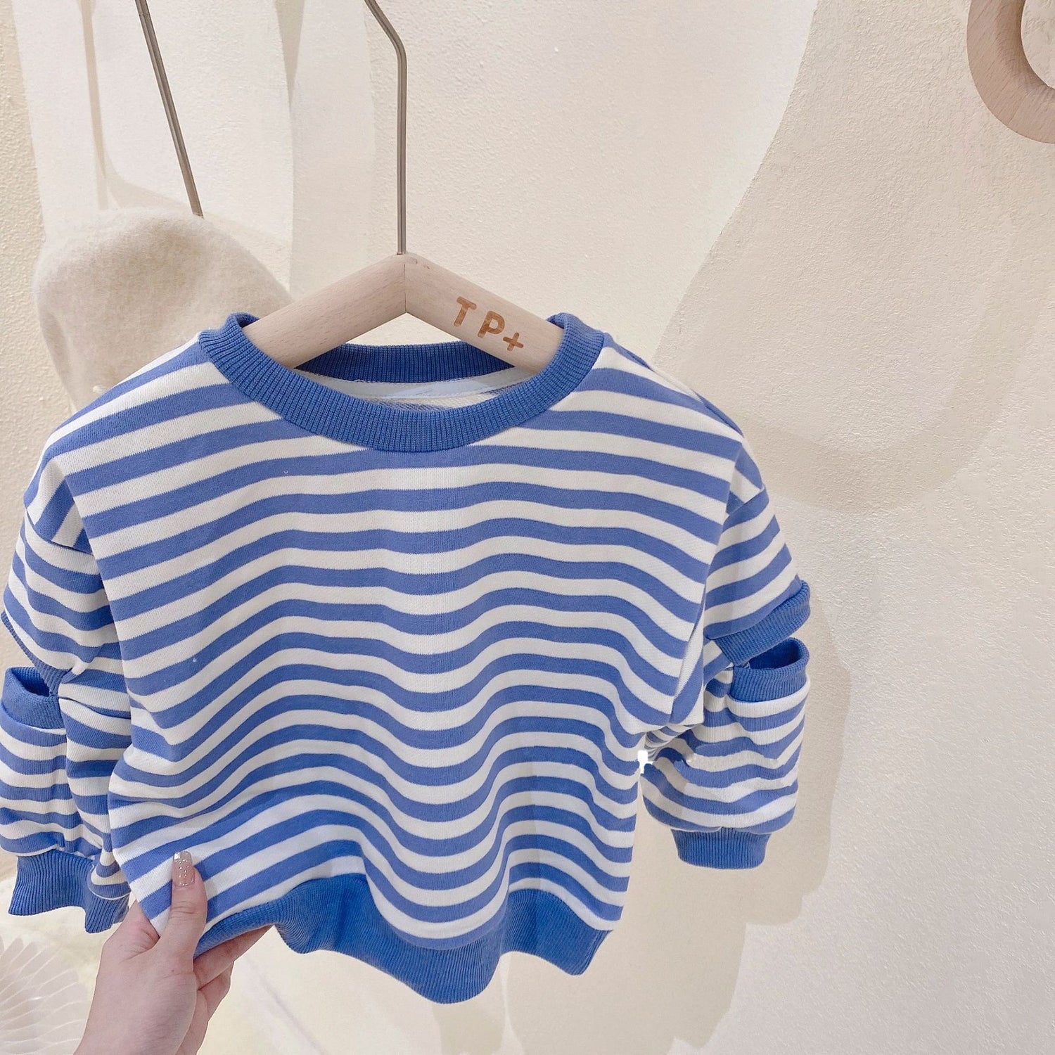 [363604] - Setelan Sweater Blouse Lengan Bolong Jeans Cutbray Anak Perempuan - Motif Striped