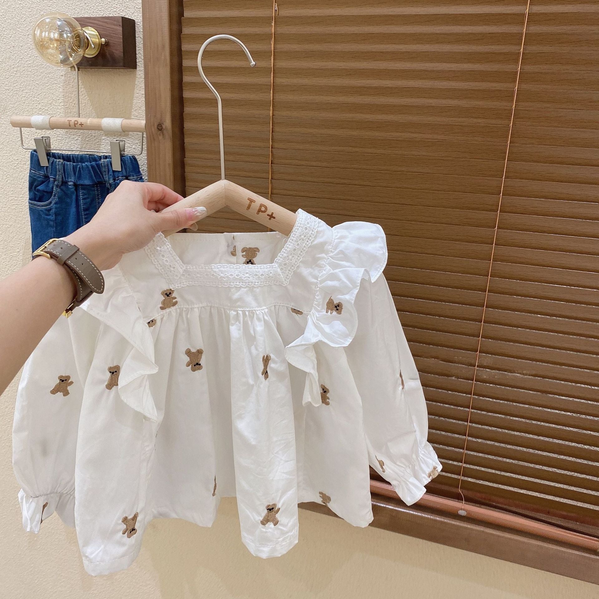 [363577] - Oneset Anak Cewek Lucu Setelan Blouse Bordir Celana Panjang Jeans Anak Perempuan - Motif Small Bear [Bahan Baju Tipis Menerawang]