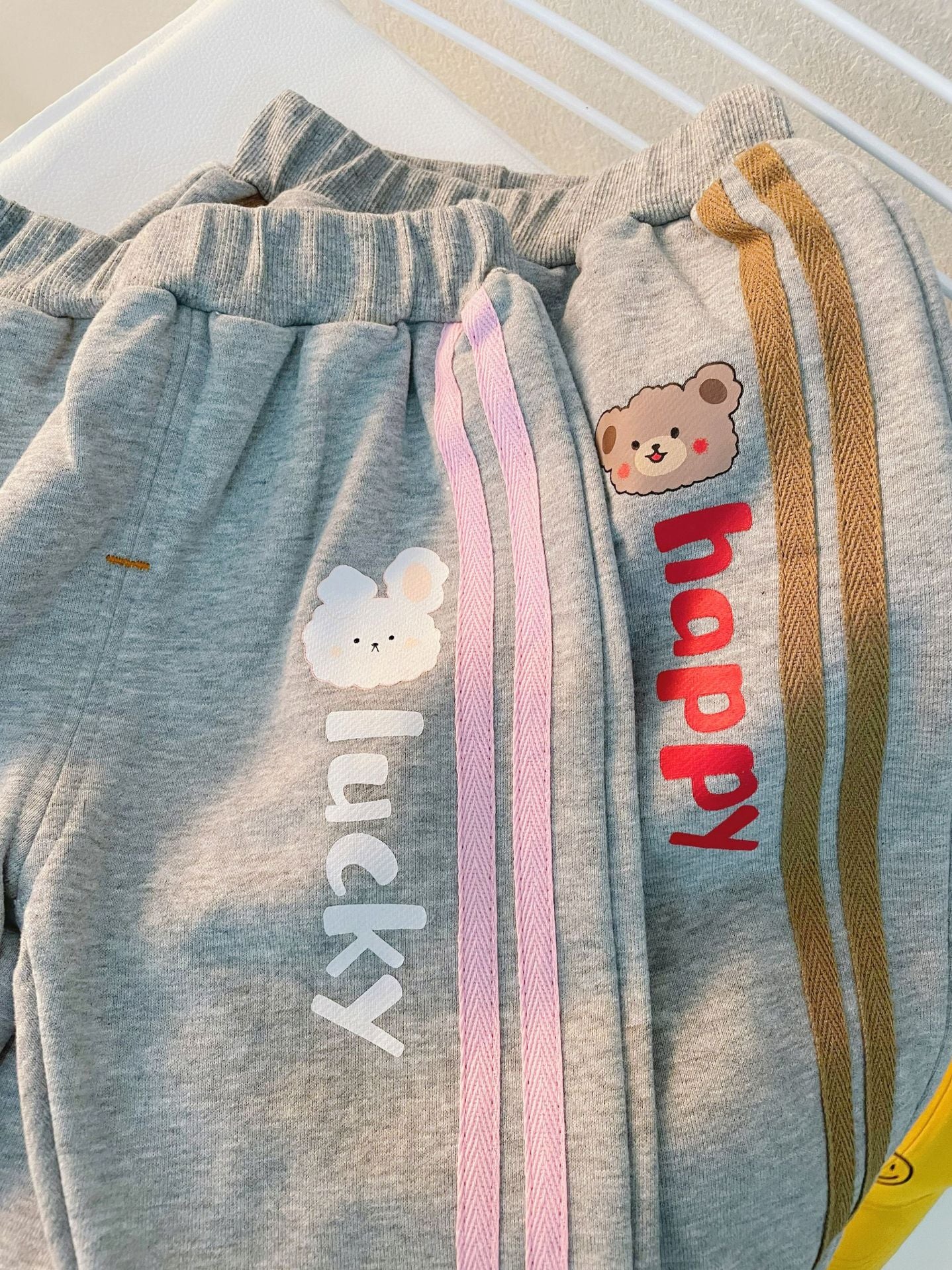 [340207] - Setelan Sweater Crewneck Celana Jogger Anak Perempuan - Motif Happy Bear