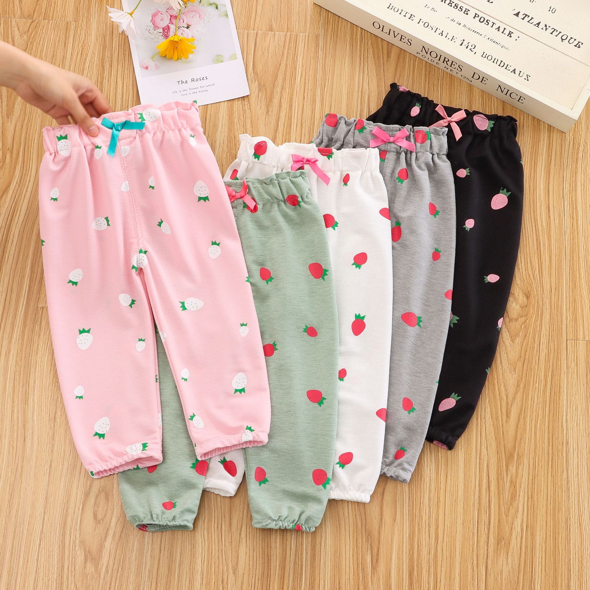[102335] - Bawahan / Celana Harem Panjang Anak - Motif Strawberry 3D