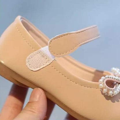 [381205] - Sepatu Slip On Trendy Anak Import - Motif Pearl Ribbon